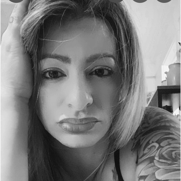 Melissa 🫶🏼 - Picture 3 of 3